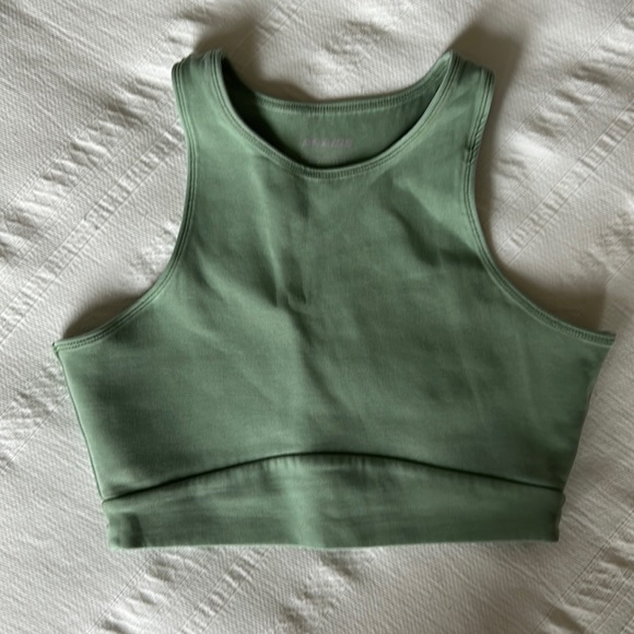 Praise Endurance Catalina Sports Crop Top - Picture 1 of 2